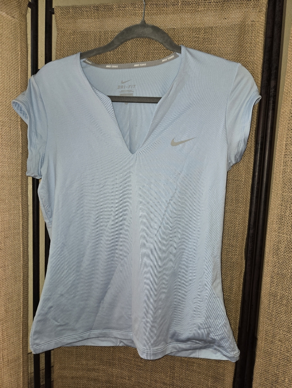 Nike Tennis Dri - Fit Women's Light Blue Gray V-Neck Dri-FIT Tee Size Large